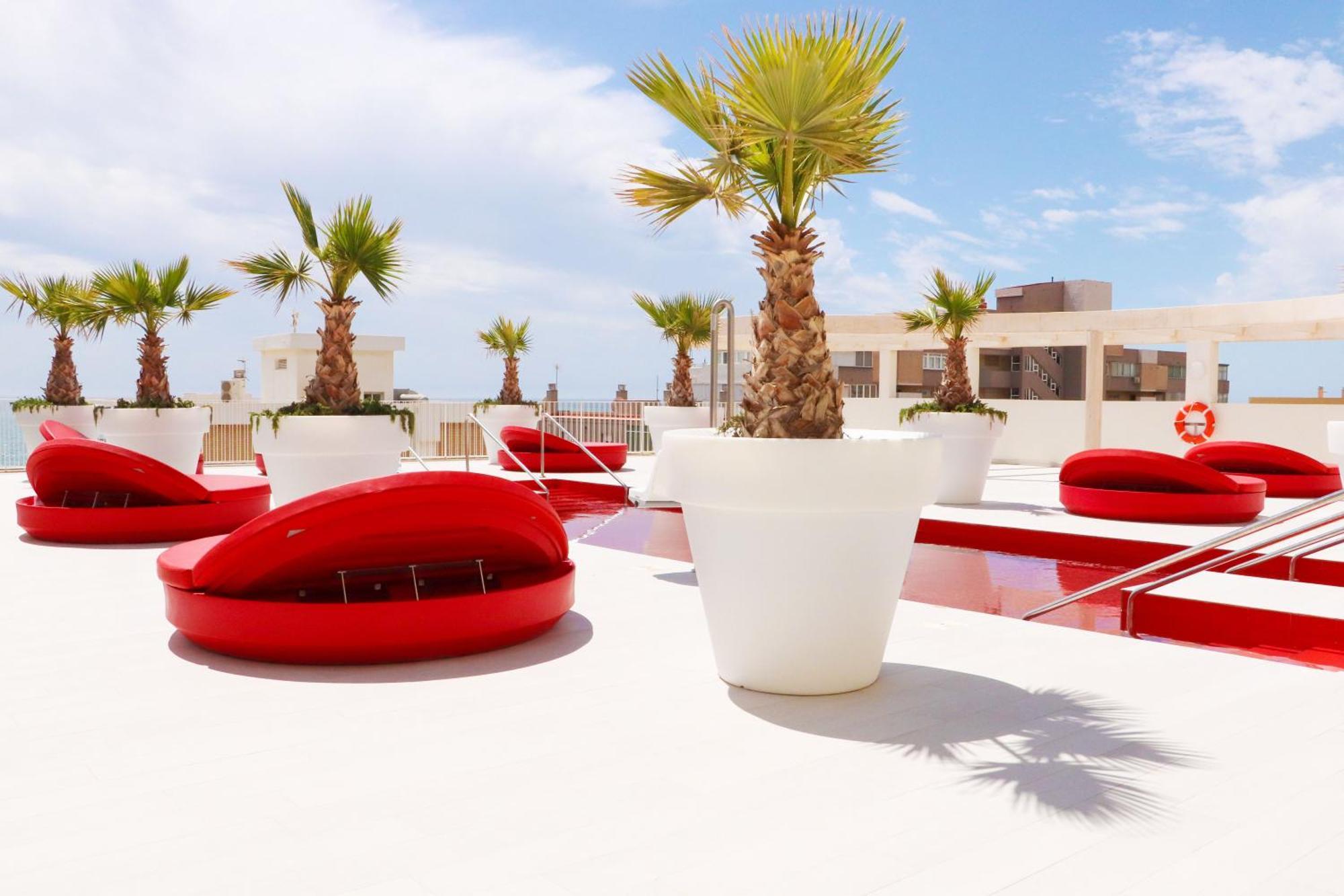Fantastic Apartment In The Wave Just Steps From Carvajal Beach - Pool And Free Parking Fuengirola Extérieur photo