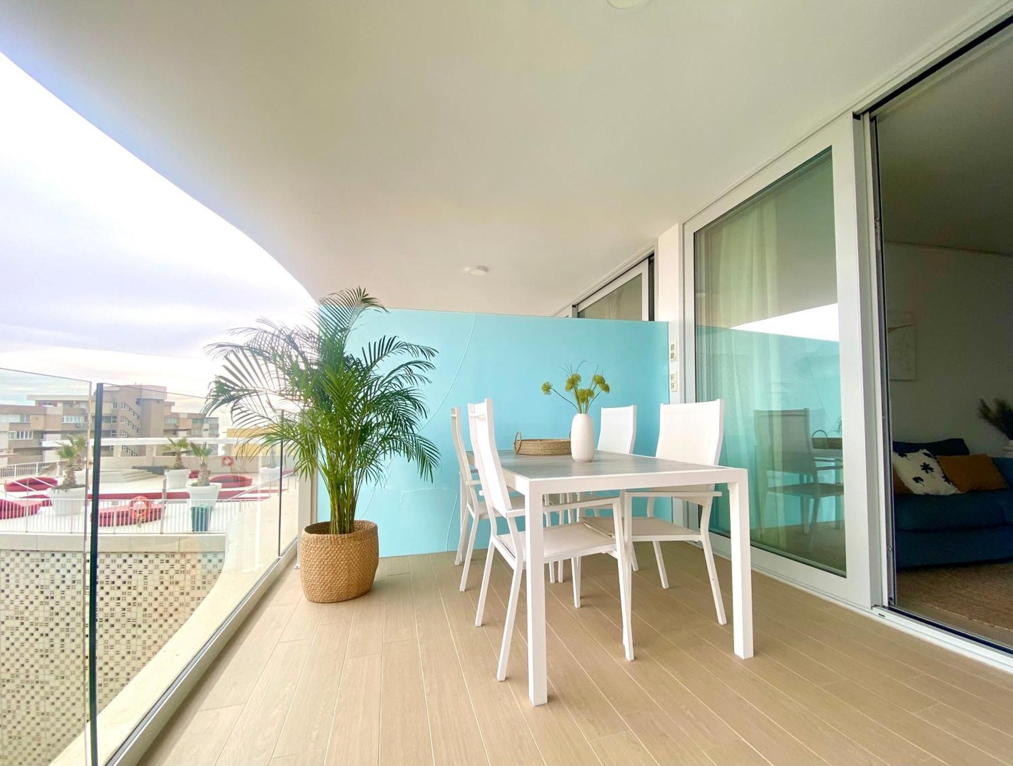 Fantastic Apartment In The Wave Just Steps From Carvajal Beach - Pool And Free Parking Fuengirola Extérieur photo